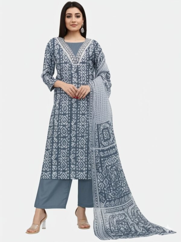 V-Neck Printed Suit in Soft Cotton – Style & Comfort Combined