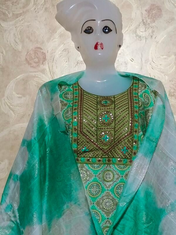 Chic & Comfortable Suit Set for Women – Available in  Lite Green Color - Image 4