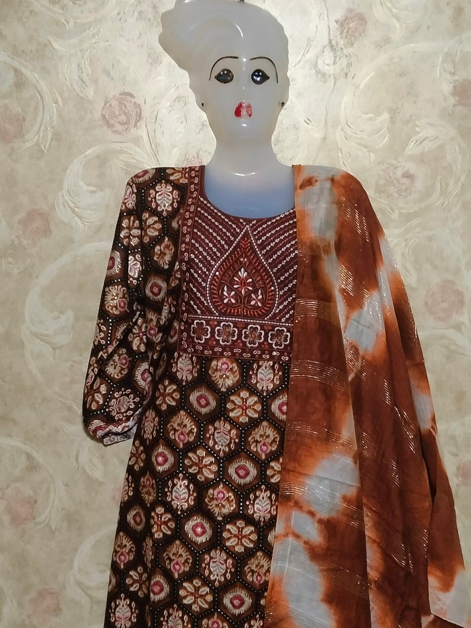 Chic & Comfortable Suit Set for Women – Available in Coffee Color - Image 3