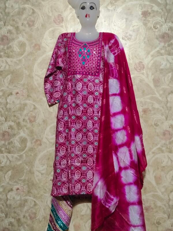 Stylish Round Neck Suit with Dupatta & Pajama – XL Size pink - Image 4