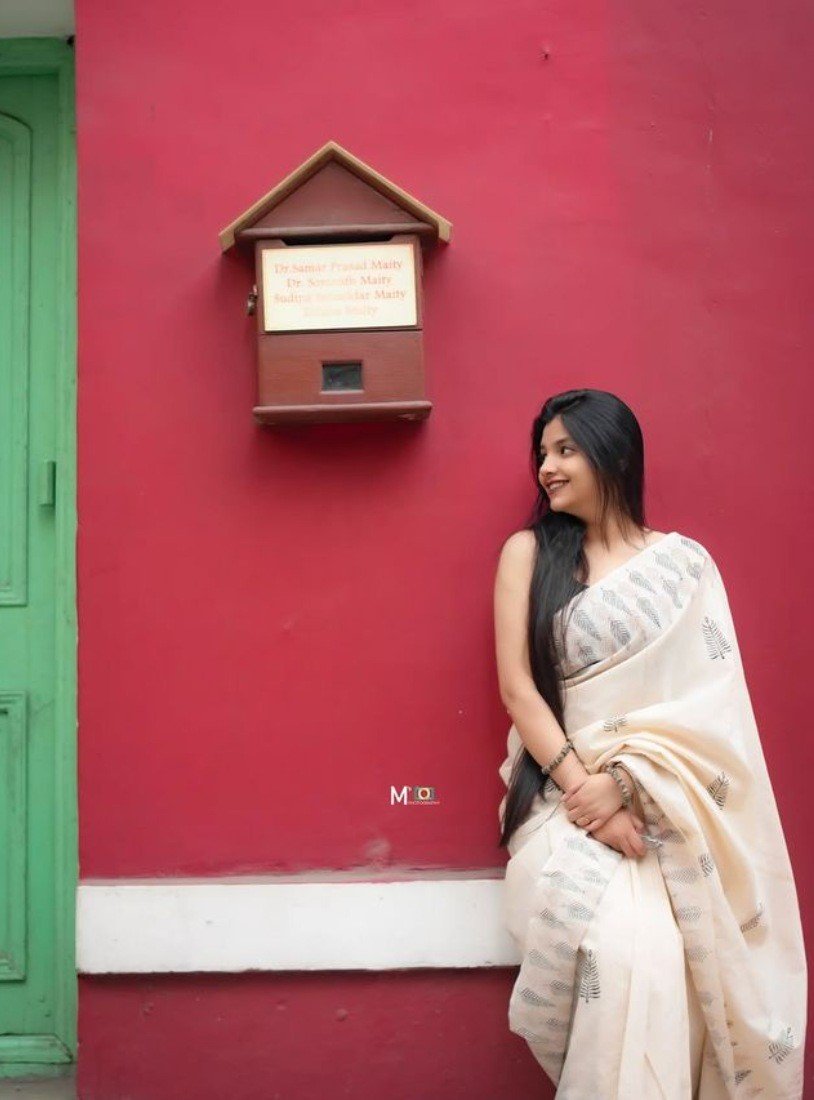 Generic Women's Linen Printed Saree With Unstitched Blouse - 5.5 Mtr (Cream) - Image 5