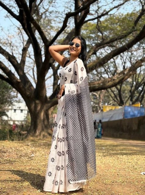 Generic Women's Linen Floral Printed Saree With Unstitched Blouse - 5.5 Mtr (White) - Image 3