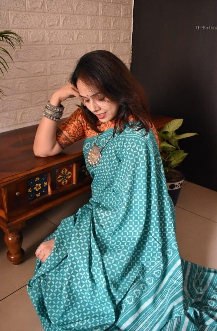 Generic Women's Linen Printed Saree With Unstitched Blouse - 5.5 Mtr (Teal) - Image 4