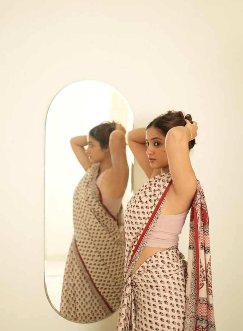 Generic Women's Linen Printed Saree With Unstitched Blouse - 5.5 Mtr (Off White) - Image 4
