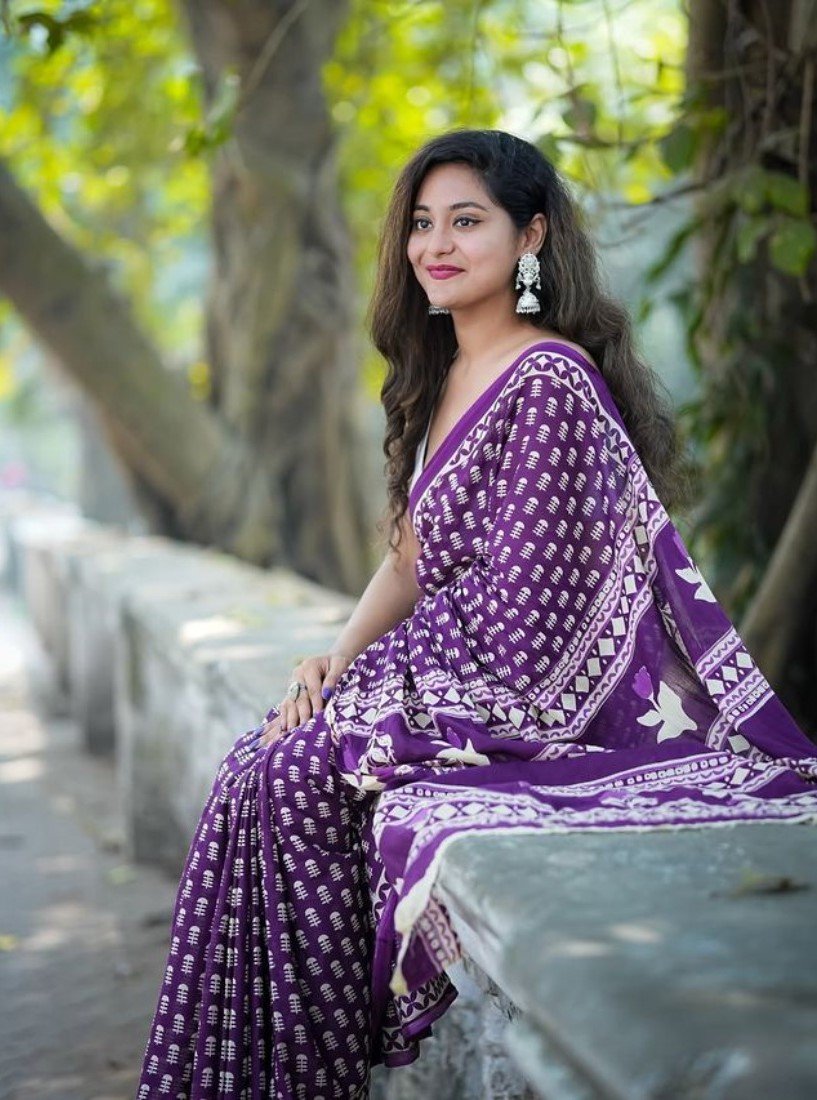 Generic Women's Linen Printed Saree With Unstitched Blouse - 5.5 Mtr (Purple) - Image 4