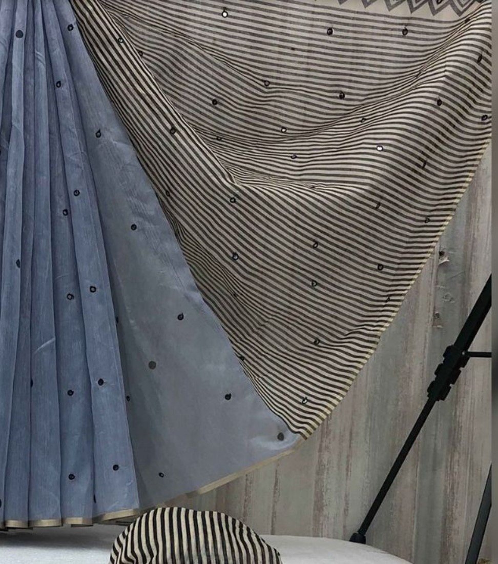 Generic Women's Linen Striped Saree With Unstitched Blouse - 5.5 Mtr (Grey) - Image 4